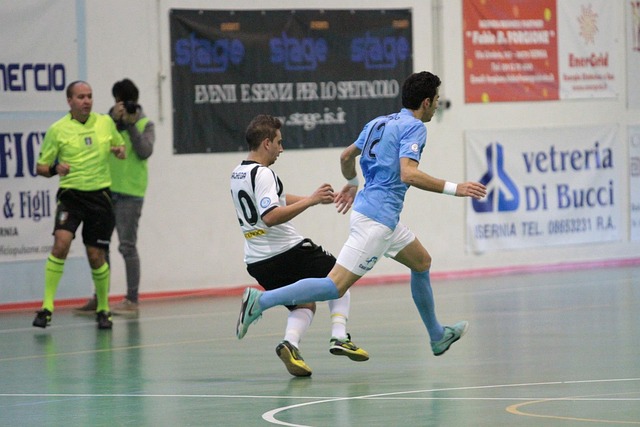 半场-罗慕洛帕拉西奥斯破门康瓜点射 蓉城2-1海牛.